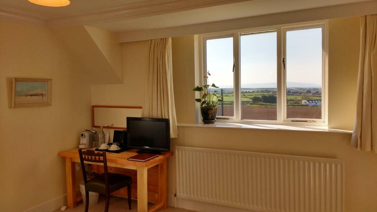 Rush View Bed and Breakfast Portrush Eksteriør billede