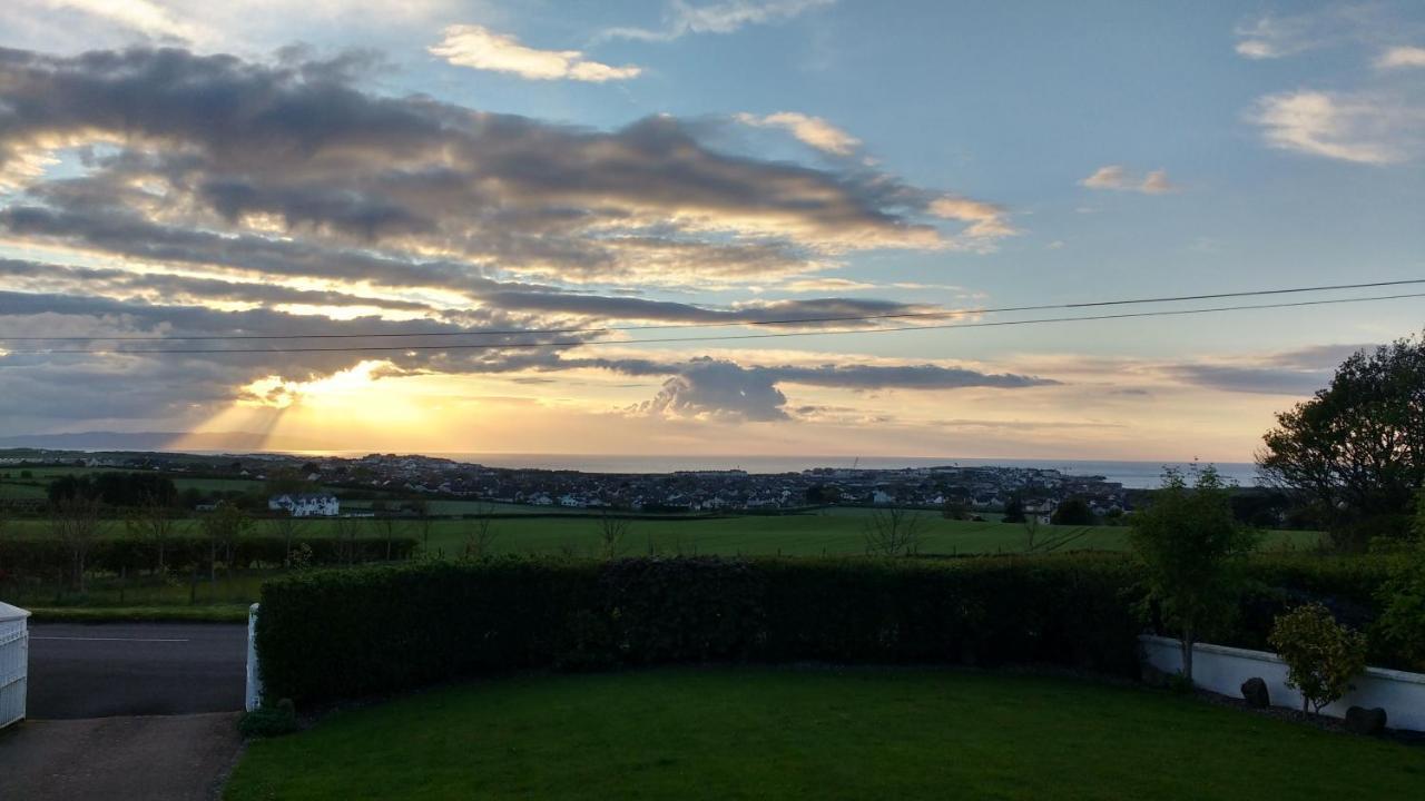 Rush View Bed and Breakfast Portrush Eksteriør billede